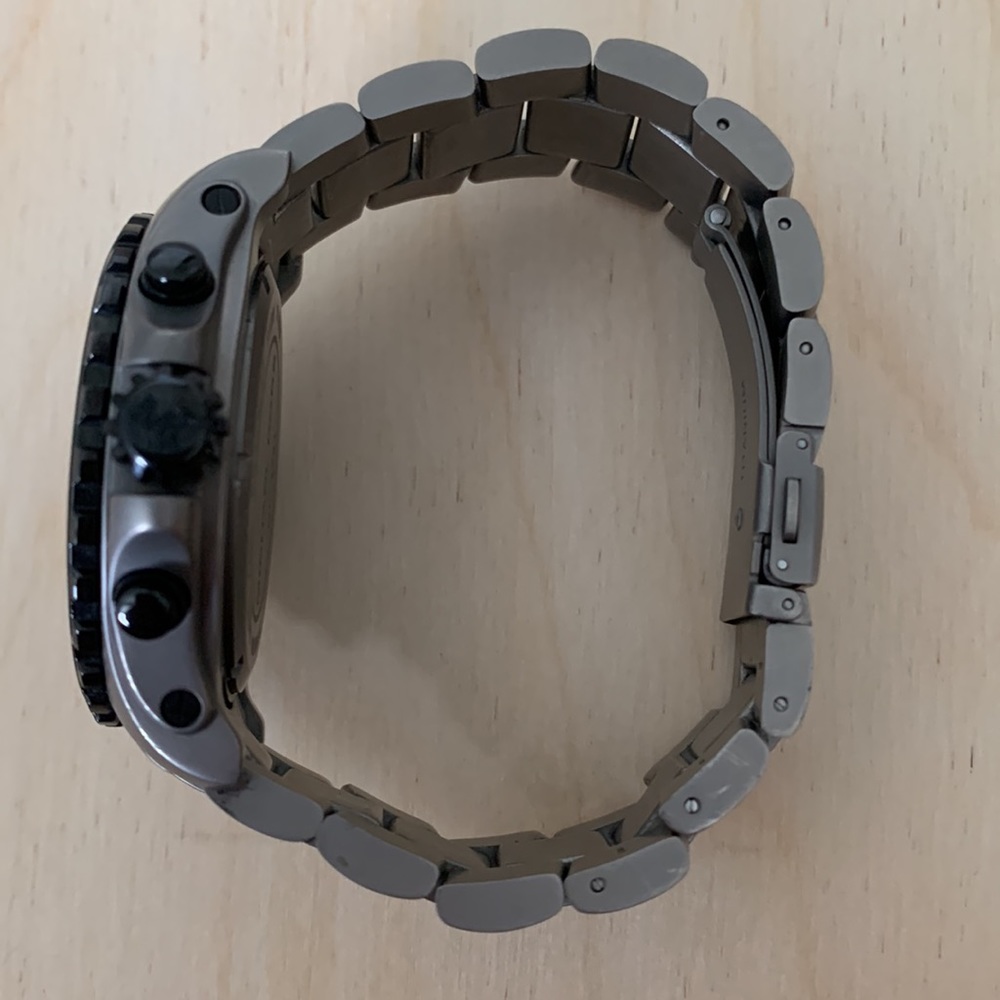 Michael Kors Gunmetal Bracelet Watch with Black Bezel and Blue Dial Accents 44mm - Picture 3 of 5